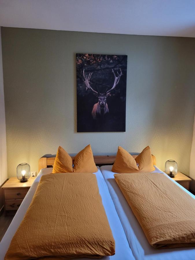 Apartments Und Bistro Zum Glasmacher Gehlberg Екстер'єр фото