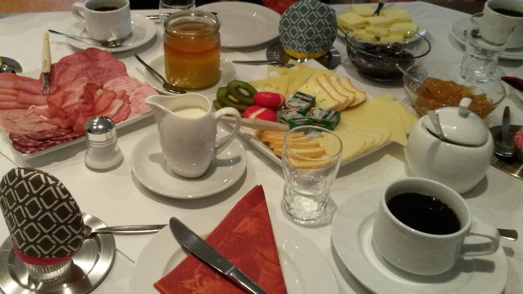 Apartments Und Bistro Zum Glasmacher Gehlberg Екстер'єр фото